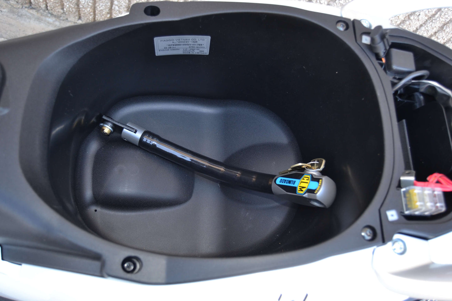 clm antirrobo manillar piaggio liberty 125 abs 2016 blindado guardado