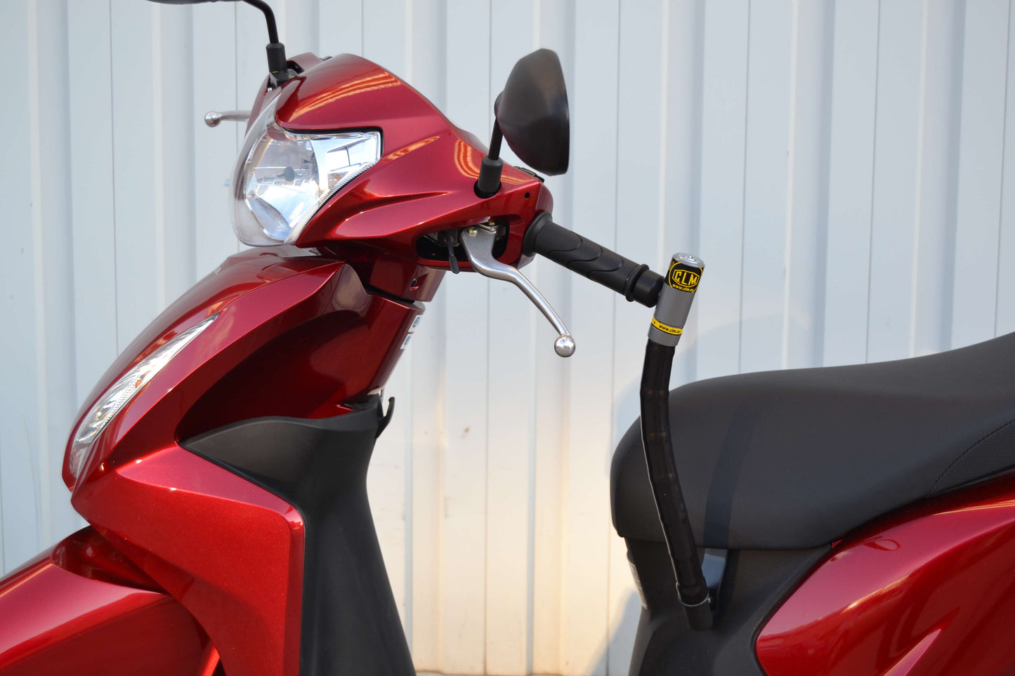 antirrobo manillar para honda vision e4 110cc 2017 chic llave plana close up