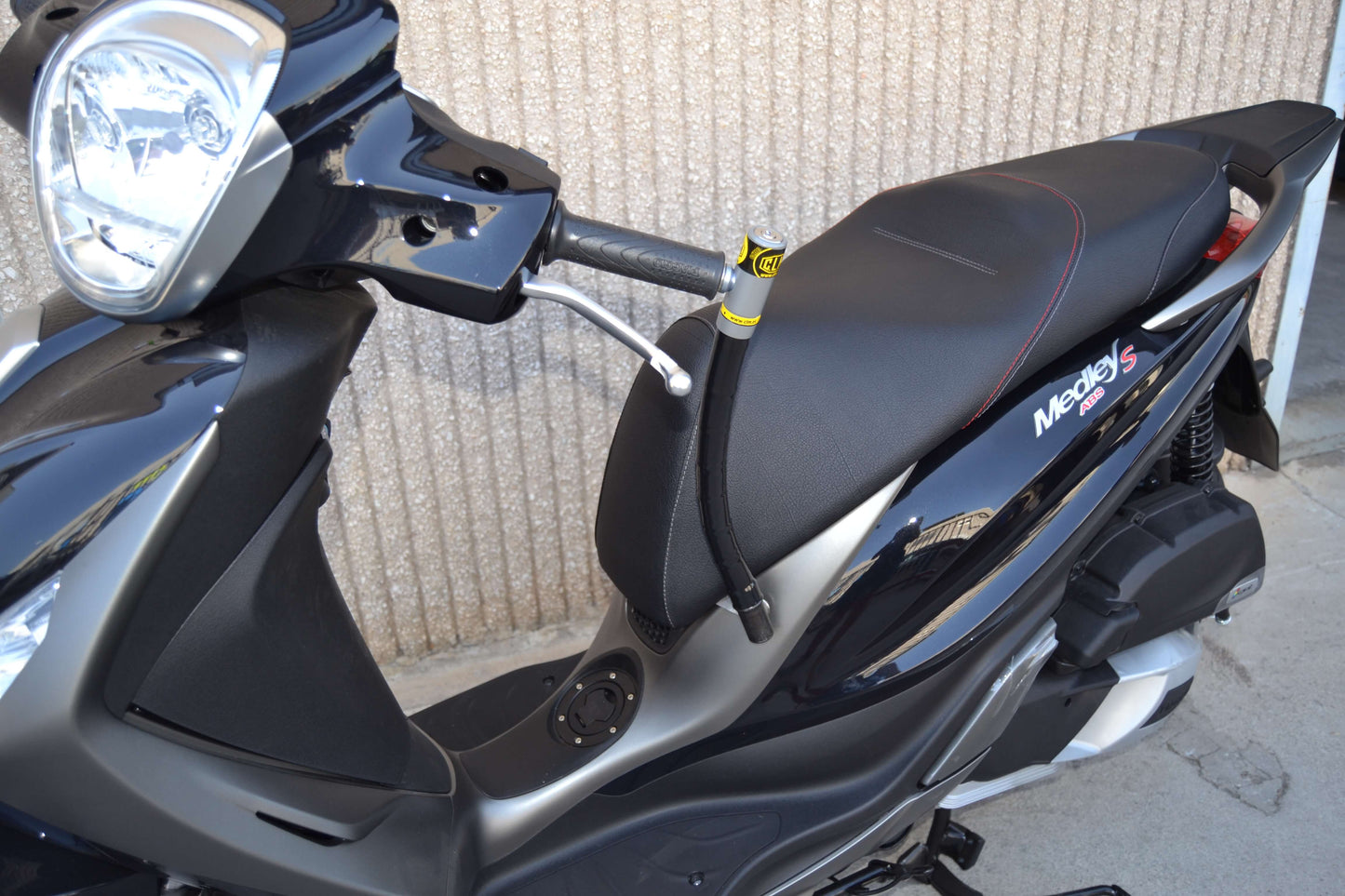 antirrobo manillar piaggio medey 125 abs 2016 puesto