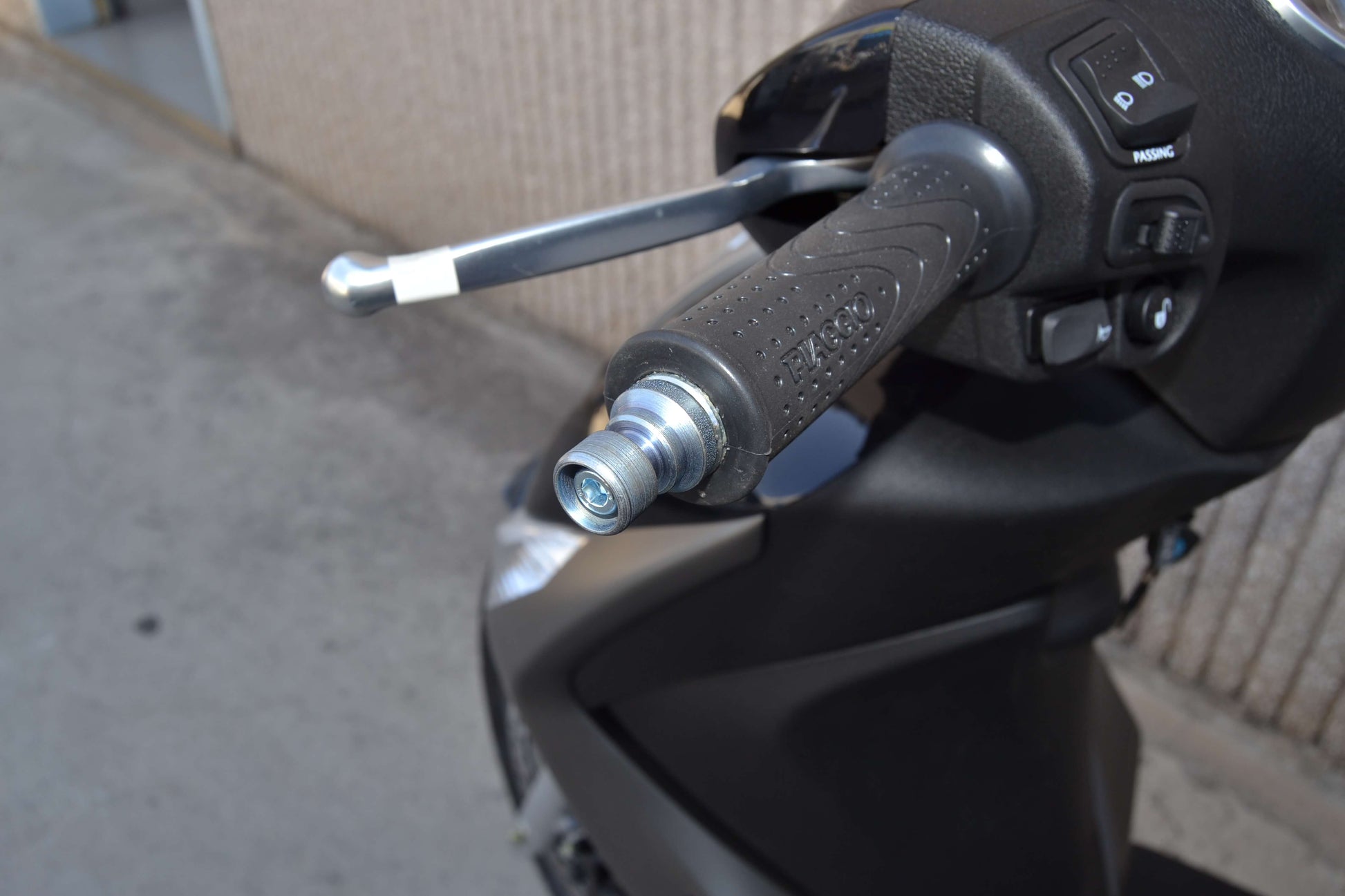 antirrobo manillar piaggio medey 125 abs 2016 soporte manillar