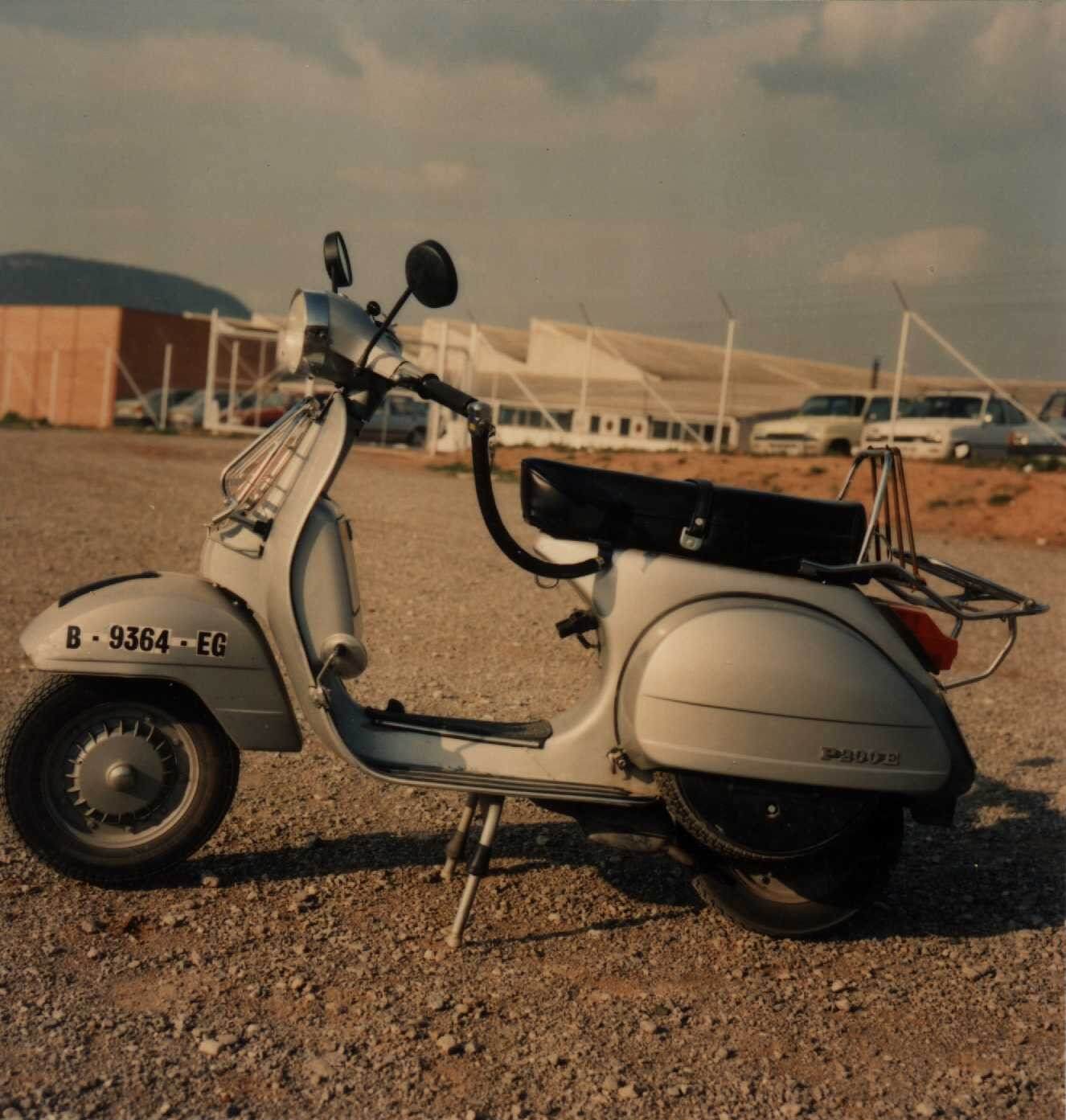 candado manillar vespa iris blindado puesto en moto